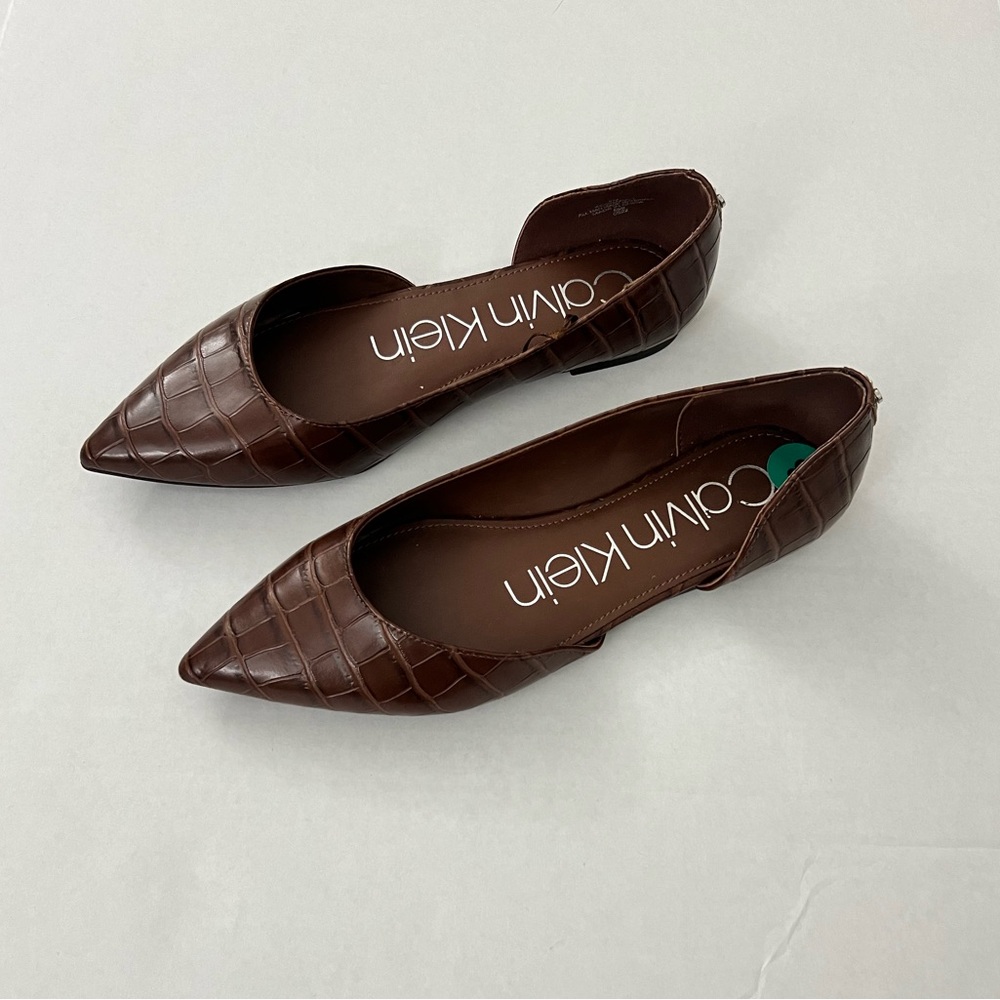 Calvin Klein Brown Croc-Embossed Flats